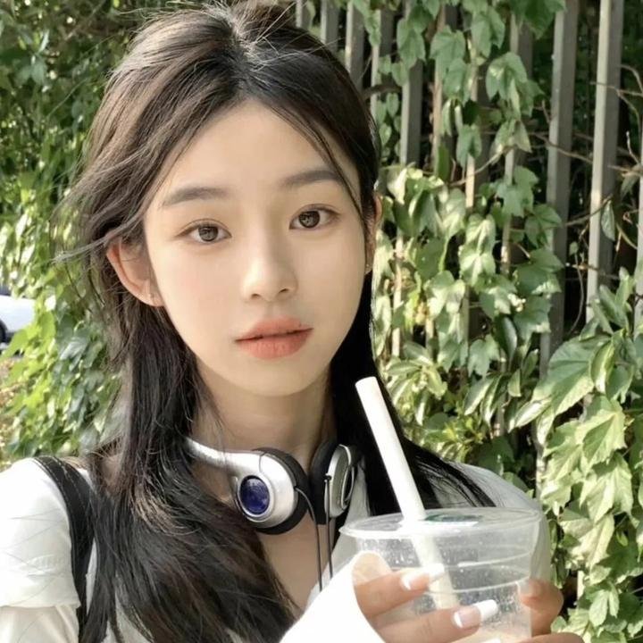 女他